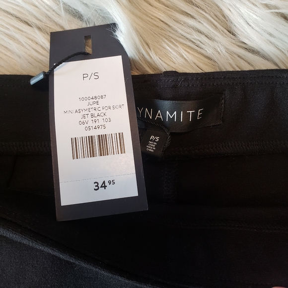 Modern NWT Faux Wrap Mini Short Skirt New Black Minimalistic - Picture 4 of 6